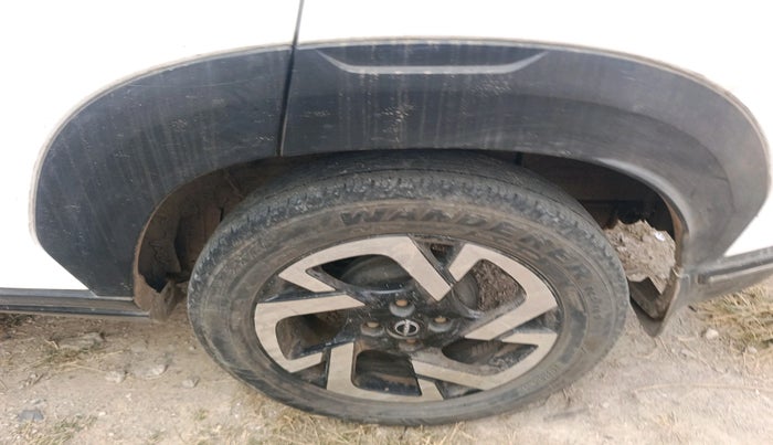 2021 Nissan MAGNITE XV MT, Petrol, Manual, 23,171 km, tyre