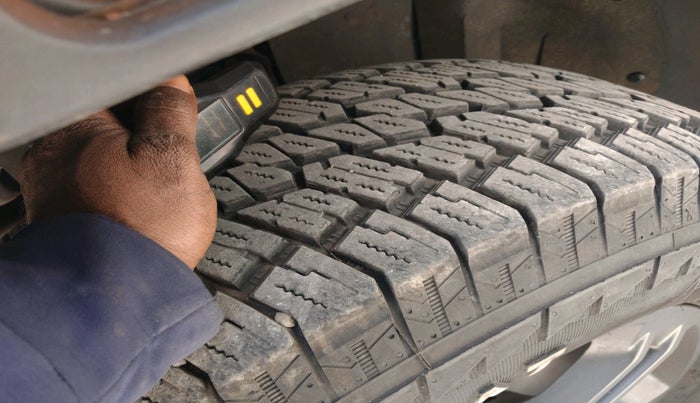 2023 Mahindra Thar LX  P 4WD AT CONVERTIBLE, Petrol, Automatic, 4,237 km, tyre