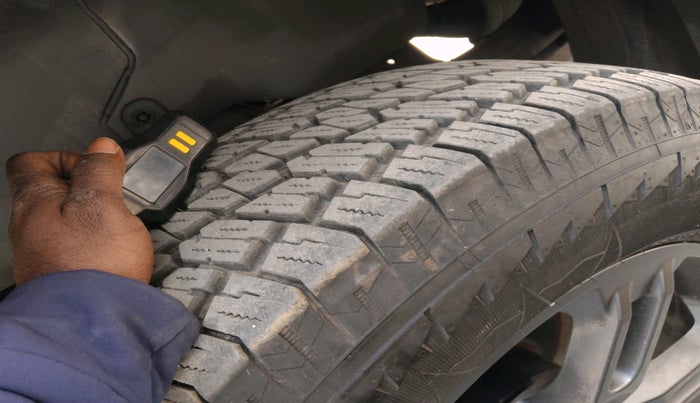 2023 Mahindra Thar LX  P 4WD AT CONVERTIBLE, Petrol, Automatic, 4,237 km, tyre