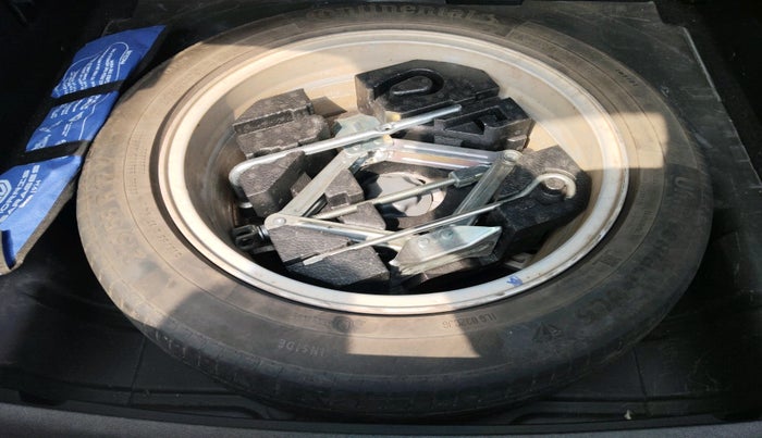 2022 MG ZS EV EXCLUSIVE, Electric, Automatic, 98,581 km, tyre