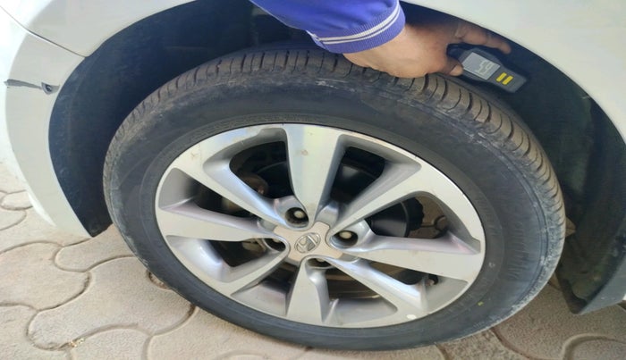 2016 Hyundai Elite i20 ASTA 1.2, Petrol, Manual, 76,385 km, tyre