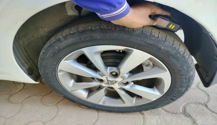 2016 Hyundai Elite i20 ASTA 1.2, Petrol, Manual, 76,385 km, tyre