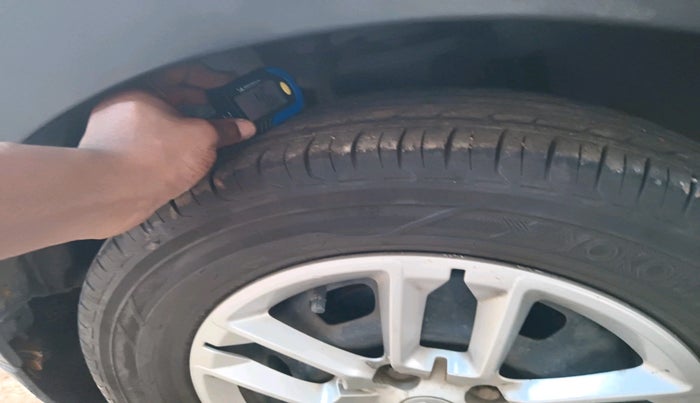 2021 Renault TRIBER RXT, Petrol, Manual, 90,976 km, tyre