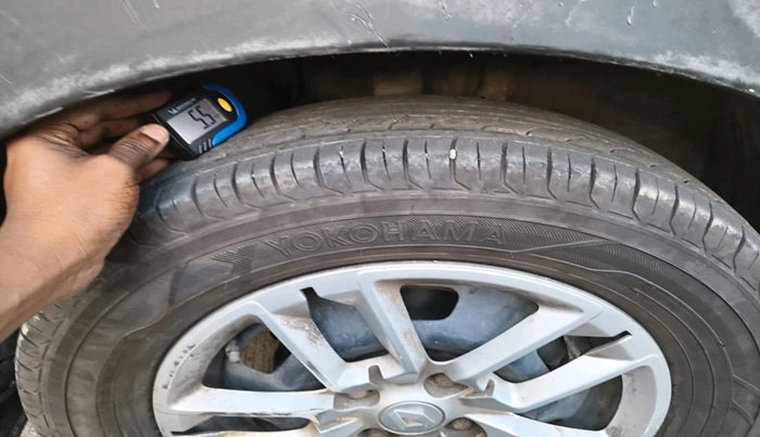 2021 Renault TRIBER RXT, Petrol, Manual, 90,976 km, tyre