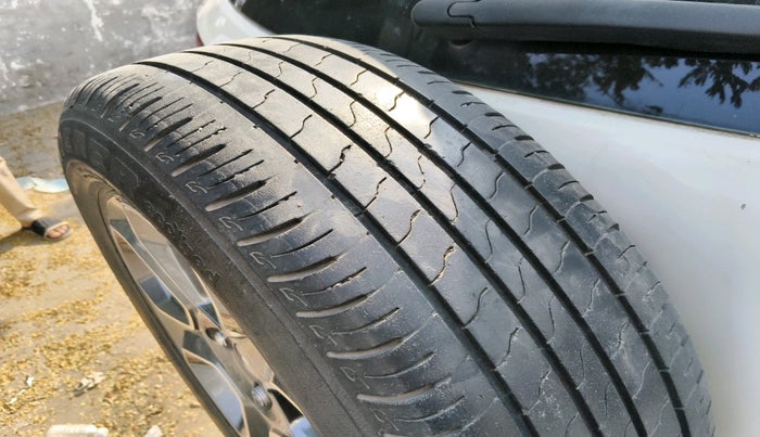 2019 Ford Ecosport TREND 1.5L DIESEL, Diesel, Manual, 75,909 km, tyre