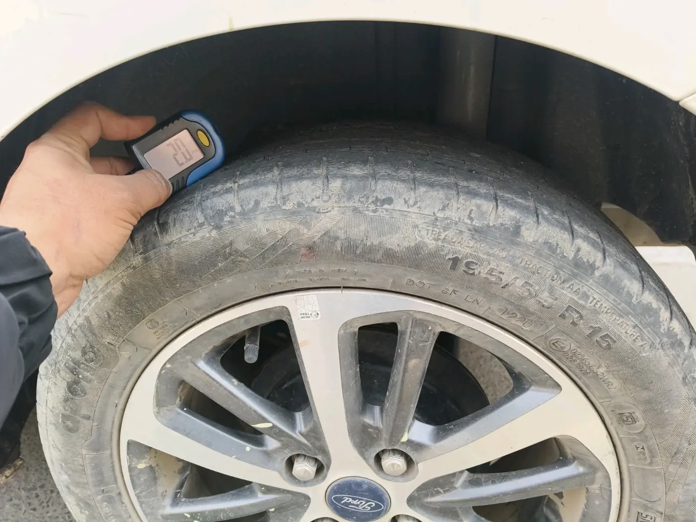 2020 Ford New Figo TITANIUM 1.2 PETROL MT, Petrol, Manual, 17,502 km, tyre