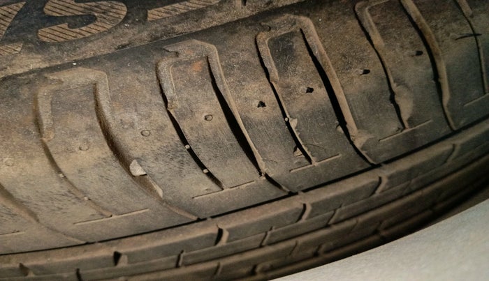 2022 Hyundai NEW I20 SPORTZ 1.2 MT, Petrol, Manual, 14,024 km, tyre