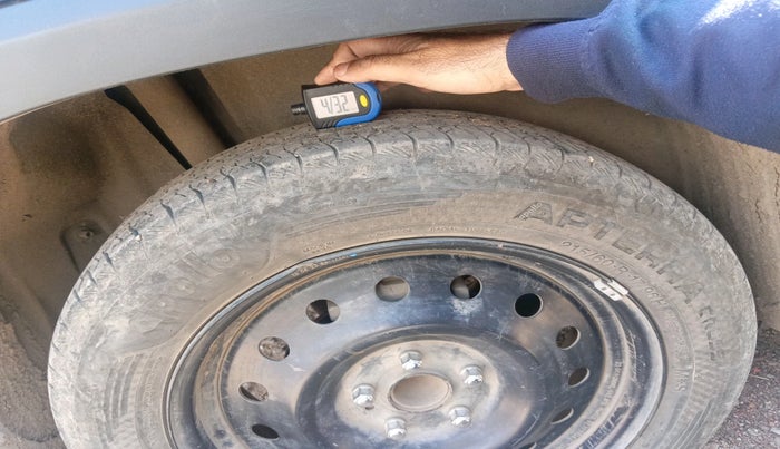 2023 Maruti Grand Vitara DELTA CNG, Petrol, Manual, 53,113 km, tyre