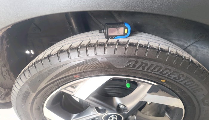 2019 Hyundai VENUE SX PLUS 1.0 TURBO DCT, Petrol, Automatic, 45,166 km, tyre