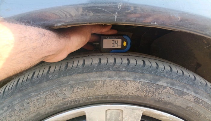 2011 Ford Figo ZXI 1.4 DIESEL, Diesel, Manual, 1,13,103 km, tyre