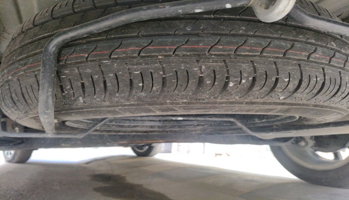 2023 Maruti XL6 ALPHA MT, Petrol, Manual, 16,512 km, tyre