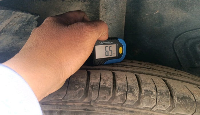 2018 Tata NEXON XZA PLUS DIESEL, Diesel, Automatic, 1,54,555 km, tyre