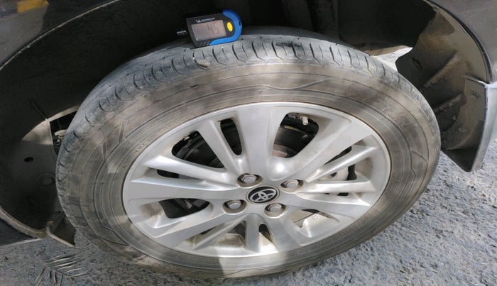 2018 Toyota YARIS VX CVT, Petrol, Automatic, 76,865 km, tyre