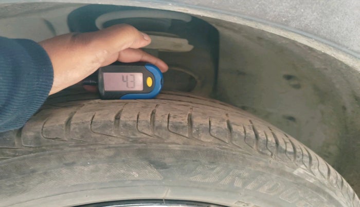 2022 Tata NEXON XMA SUNROOF PETROL, Petrol, Automatic, 47,436 km, tyre