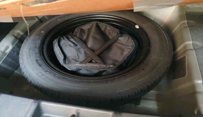 2022 Tata NEXON XMA SUNROOF PETROL, Petrol, Automatic, 47,436 km, tyre