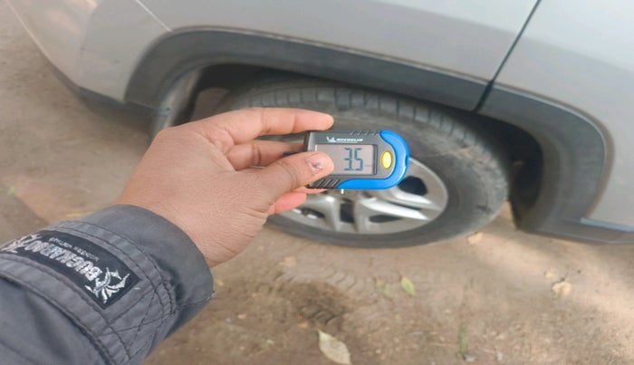 2019 Jeep Compass SPORT PLUS 2.0 DIESEL, Diesel, Manual, 1,09,364 km, tyre