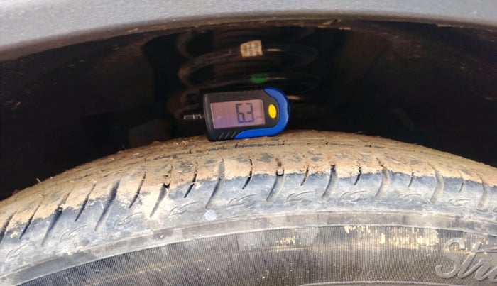 2022 Mahindra XUV700 AX 7 LUXURY D MT 7 STR, Diesel, Manual, 78,424 km, tyre