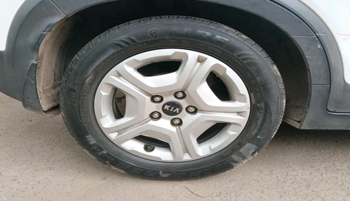 2020 KIA SONET HTX 1.0 IMT, Petrol, Manual, 90,189 km, tyre