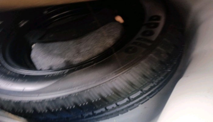 2019 Hyundai Elite i20 SPORTZ PLUS 1.2, Petrol, Manual, 90,972 km, tyre