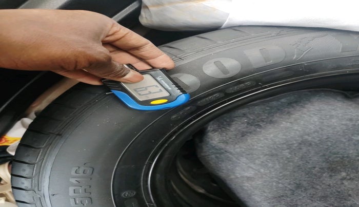 2020 KIA SELTOS HTK 1.5 PETROL, Petrol, Manual, 52,119 km, tyre