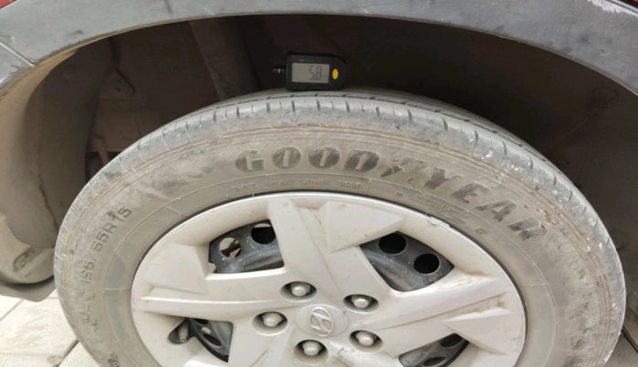 2020 Hyundai VENUE S 1.2, Petrol, Manual, 88,129 km, tyre