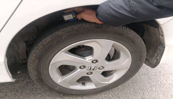 2015 Honda City 1.5L I-VTEC V MT, Petrol, Manual, 64,707 km, tyre