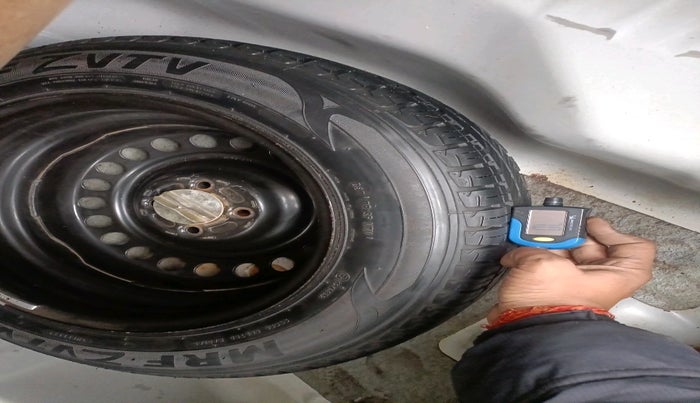 2015 Honda City 1.5L I-VTEC V MT, Petrol, Manual, 64,707 km, tyre