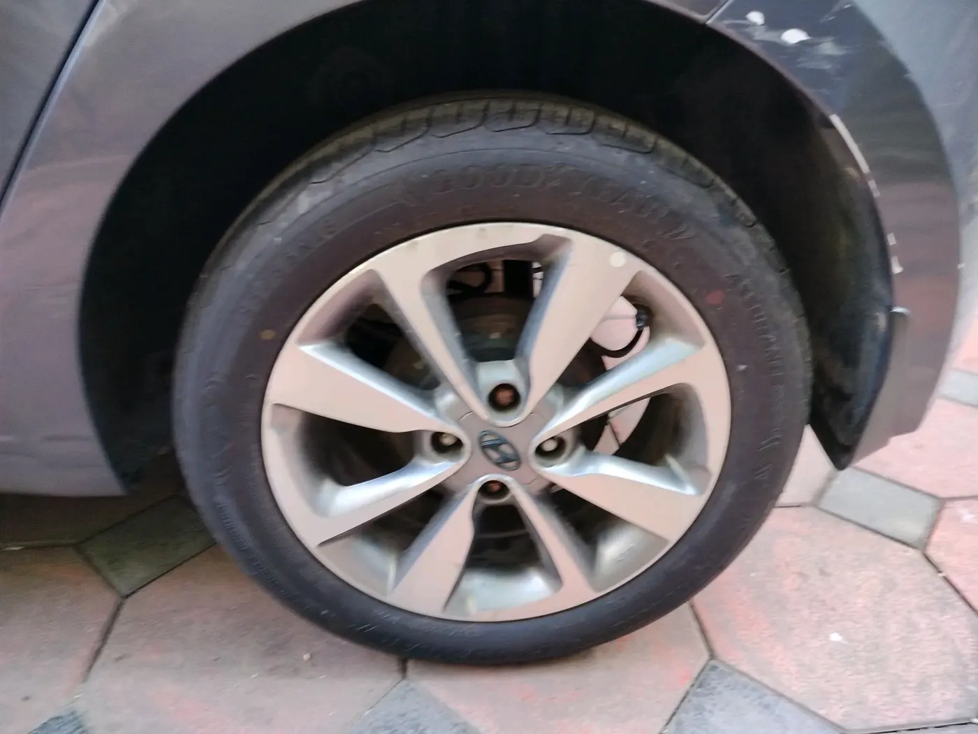 2015 Hyundai Elite i20 ASTA 1.2, Petrol, Manual, 17,886 km, tyre
