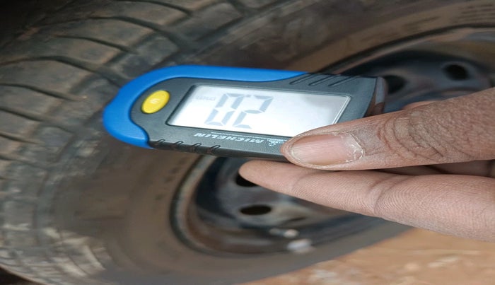 2017 Tata TIGOR XM PETROL, Petrol, Manual, 51,534 km, tyre