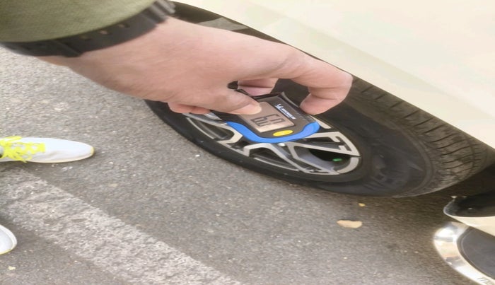 2022 Mahindra BOLERO NEO N 4, Diesel, Manual, 28,929 km, tyre