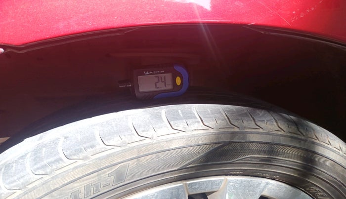 2011 Toyota Etios Liva G, Petrol, Manual, 69,767 km, tyre