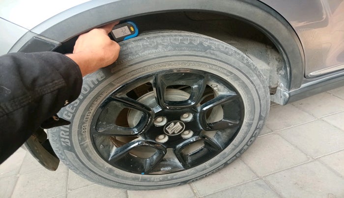 2019 Maruti IGNIS ZETA 1.2, Petrol, Manual, 37,571 km, tyre