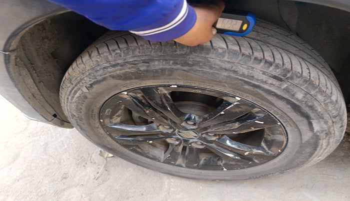 2019 Maruti Vitara Brezza ZDI PLUS AMT, Diesel, Automatic, 95,330 km, tyre