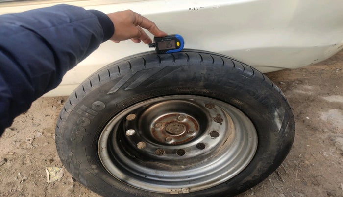 2018 Maruti Swift Dzire TOUR S-CNG, Petrol, Manual, 1,45,743 km, tyre