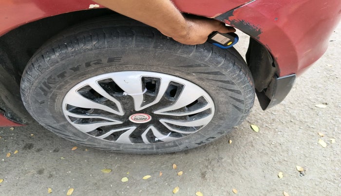 2012 Maruti Swift VDI, Diesel, Manual, 1,66,444 km, tyre