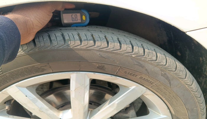 2017 Volkswagen Polo HIGHLINE PLUS 1.2(16 ALLOY, Petrol, Manual, 24,736 km, tyre