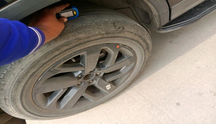 2022 Tata Safari XTA PLUS DARK EDITION, Diesel, Automatic, 72,645 km, tyre