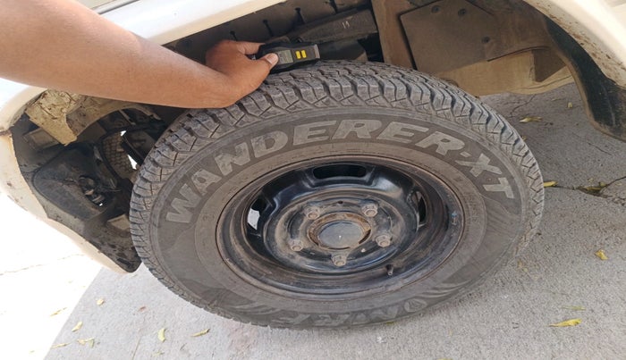 2020 Mahindra Bolero B6 (O), Diesel, Manual, 1,21,863 km, tyre