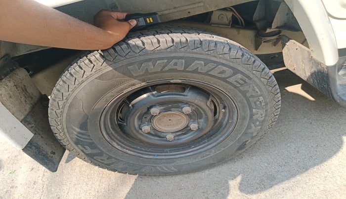 2020 Mahindra Bolero B6 (O), Diesel, Manual, 1,21,863 km, tyre