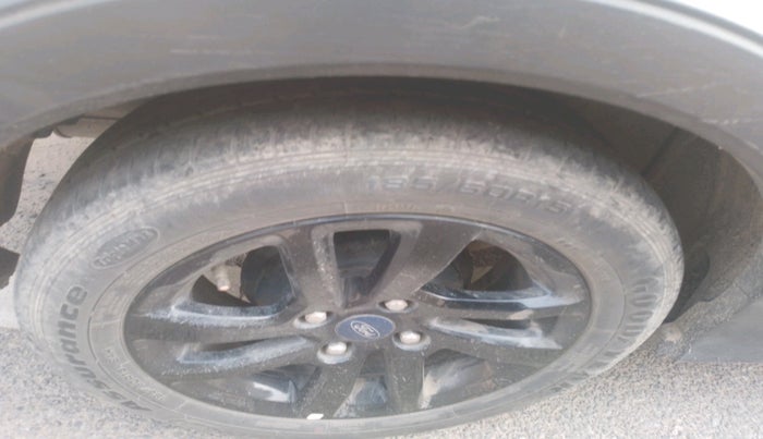 2021 Ford FREESTYLE TITANIUM 1.2 PETROL, Petrol, Manual, 65,531 km, tyre