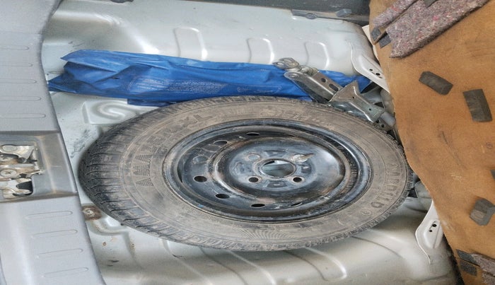 2013 Maruti Alto 800 LXI, Petrol, Manual, 61,572 km, tyre