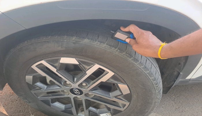 2023 Hyundai VENUE SX 1.5 CRDI, Diesel, Manual, 20,831 km, tyre