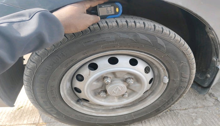 2015 Hyundai Eon ERA +, Petrol, Manual, 29,589 km, tyre