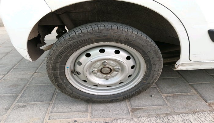 2017 Maruti Wagon R 1.0 LXI, Petrol, Manual, 1,09,305 km, tyre