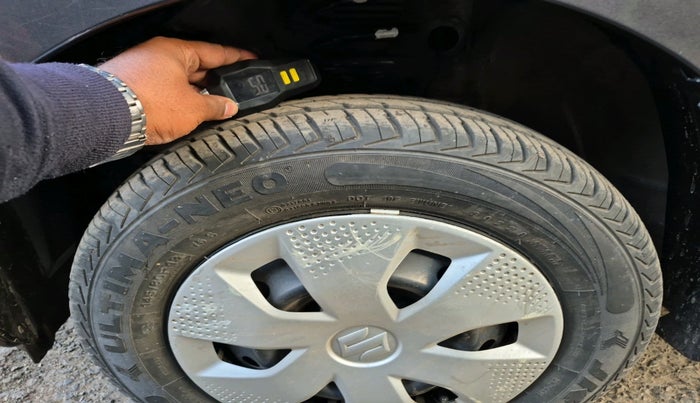 2022 Maruti Alto K10 VXI, Petrol, Manual, 4,850 km, tyre