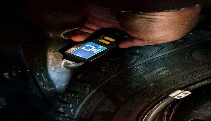 2022 Maruti Alto K10 VXI, Petrol, Manual, 4,850 km, tyre