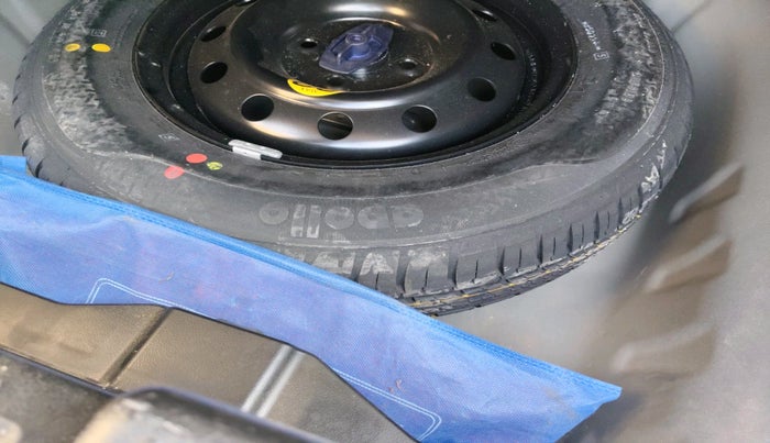 2024 Maruti Dzire ZXI Plus, Petrol, Manual, 26,076 km, tyre