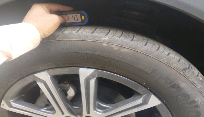 2024 Mahindra XUV700 AX 7 D MT 7 STR, Diesel, Manual, 16,363 km, tyre