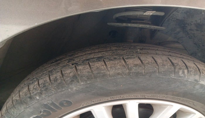 2022 Maruti Dzire ZXI CNG, Petrol, Manual, 51,375 km, tyre