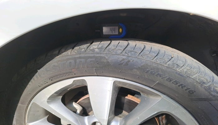 2016 Hyundai Elite i20 ASTA 1.2 (O), Petrol, Manual, 97,243 km, tyre